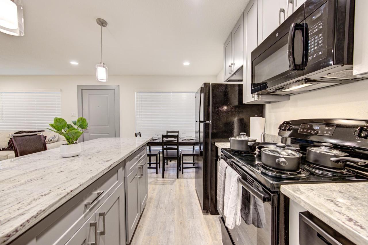 Trendy Midtown Apt, Walk To Shops & Sites, Pets Ok Houston Exteriör bild