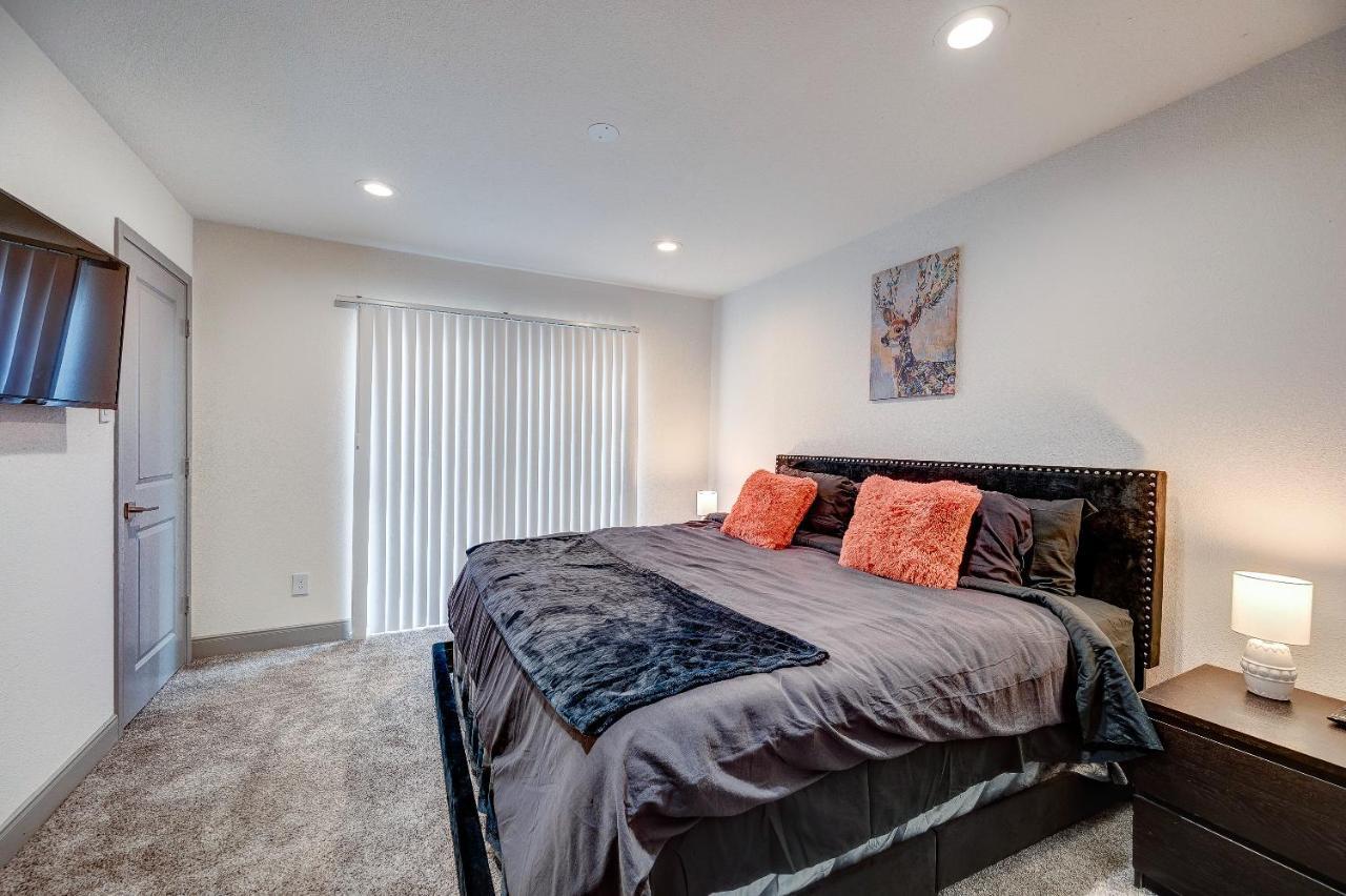 Trendy Midtown Apt, Walk To Shops & Sites, Pets Ok Houston Exteriör bild