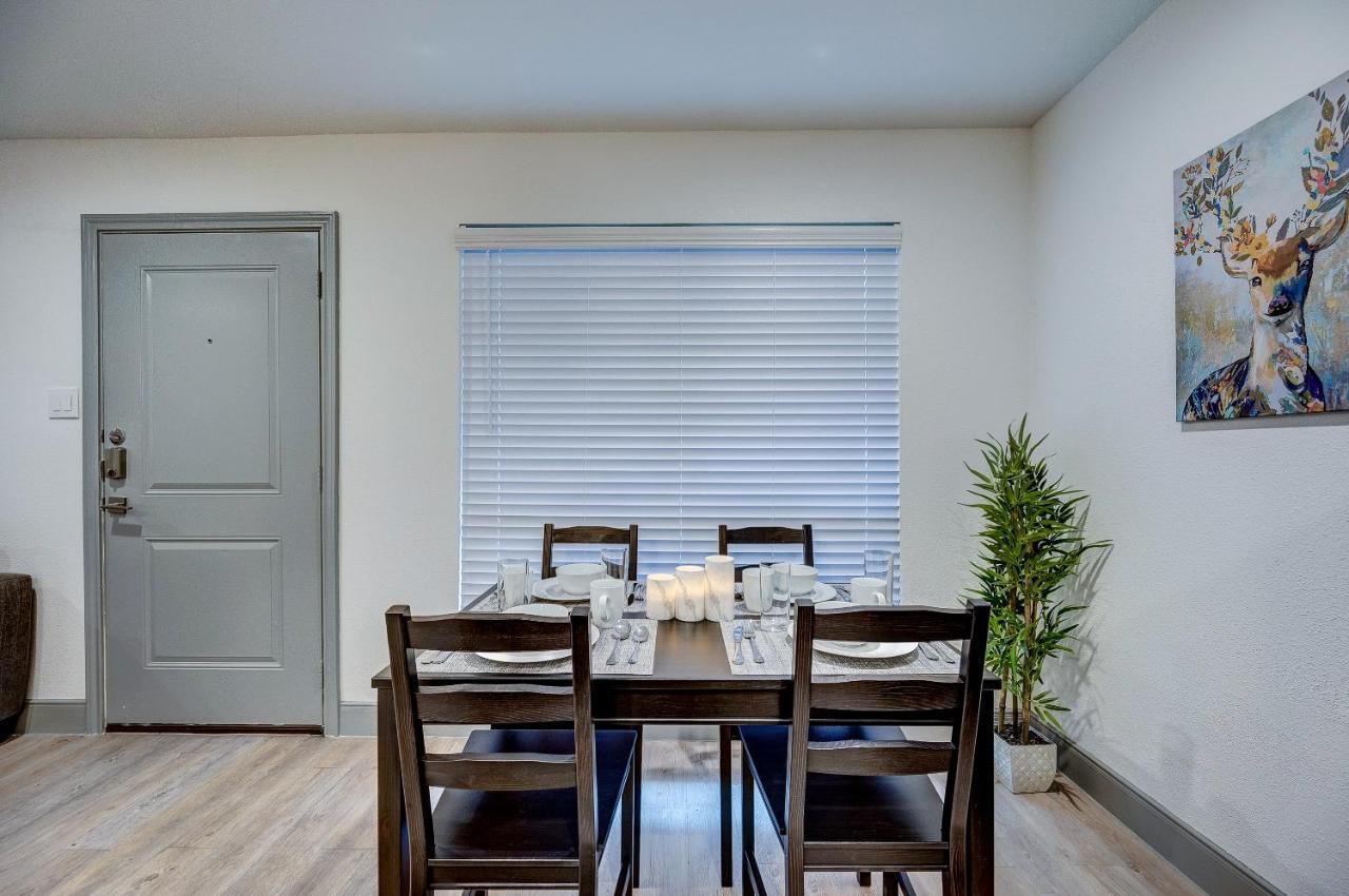 Trendy Midtown Apt, Walk To Shops & Sites, Pets Ok Houston Exteriör bild