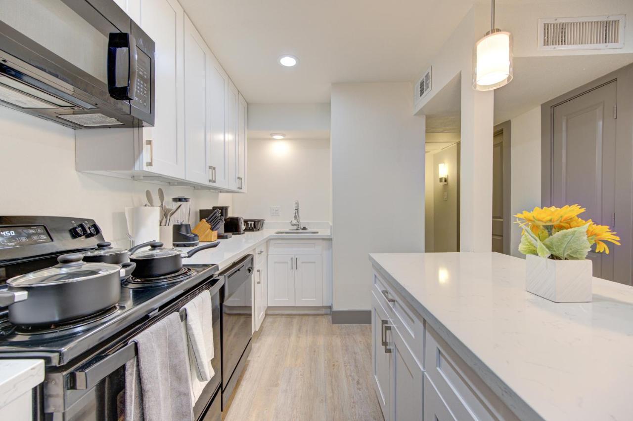 Trendy Midtown Apt, Walk To Shops & Sites, Pets Ok Houston Exteriör bild