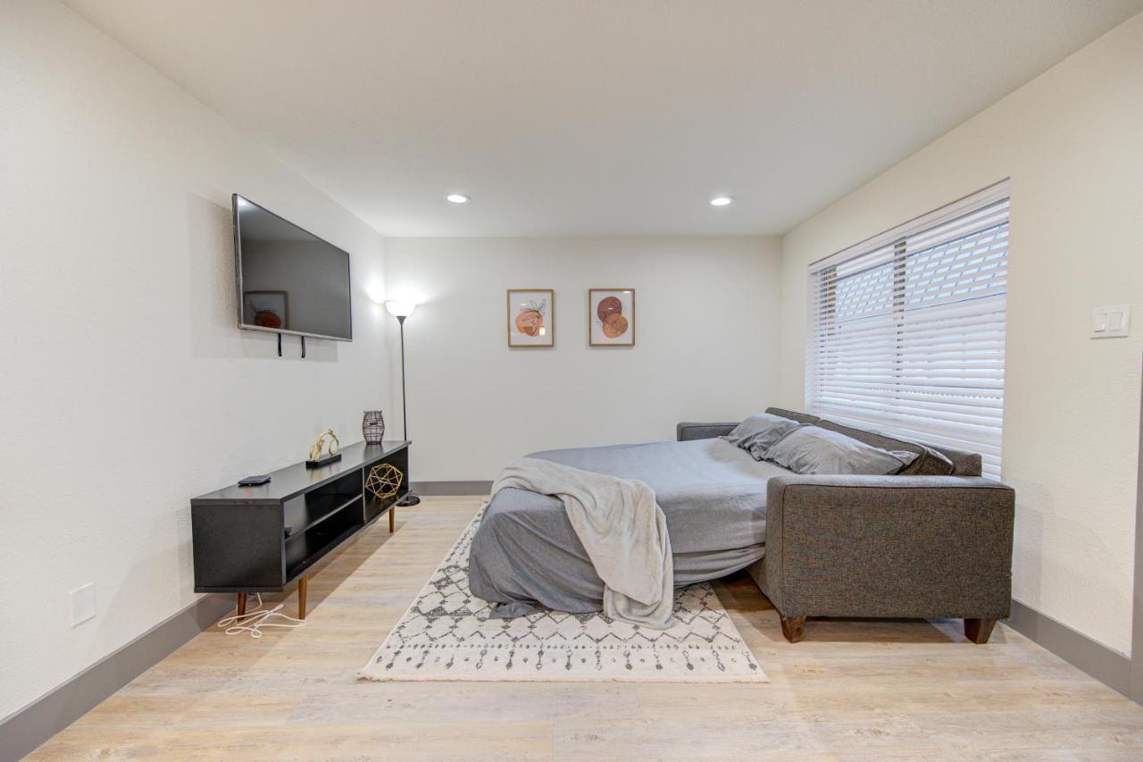 Trendy Midtown Apt, Walk To Shops & Sites, Pets Ok Houston Exteriör bild