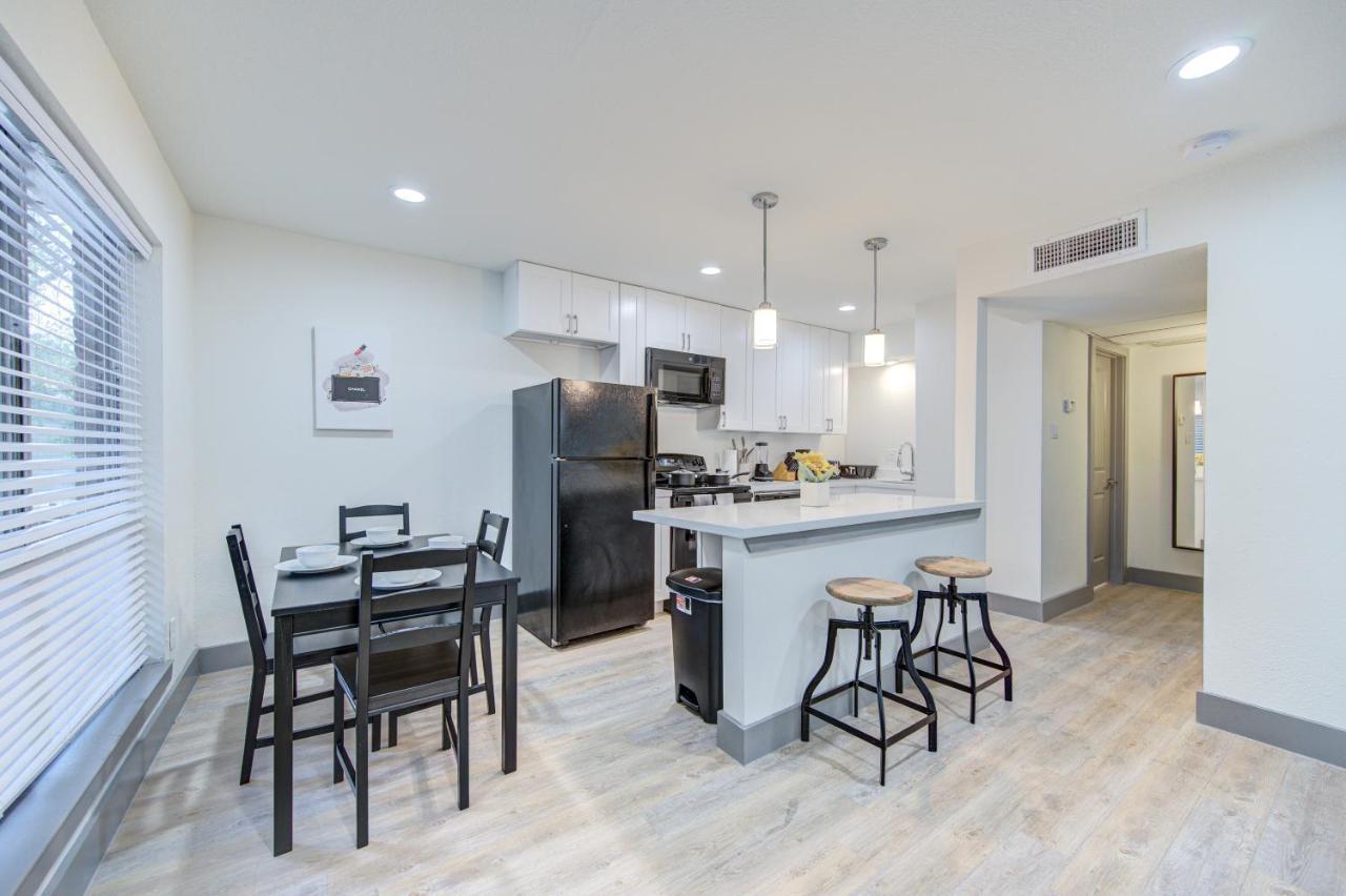 Trendy Midtown Apt, Walk To Shops & Sites, Pets Ok Houston Exteriör bild