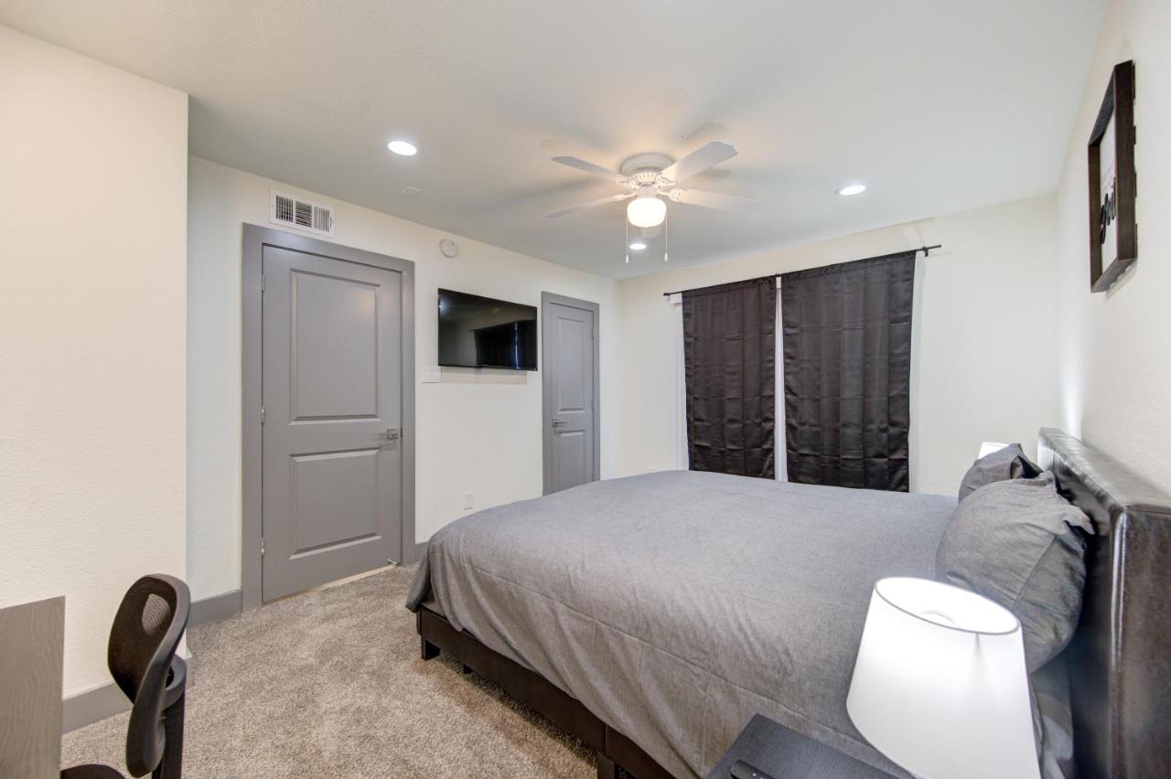 Trendy Midtown Apt, Walk To Shops & Sites, Pets Ok Houston Exteriör bild